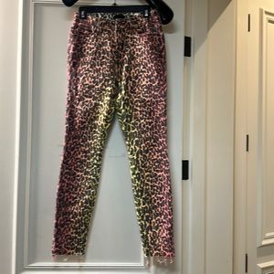 Mother Jeans High Waisted Looker Frayed in Size 27 Animal Print- never worn